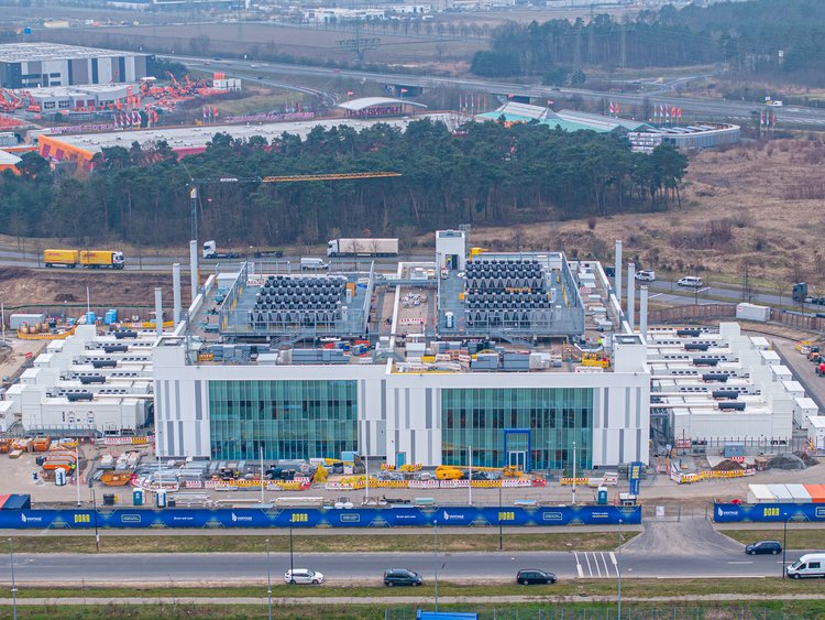 Large modern building seen from the front side