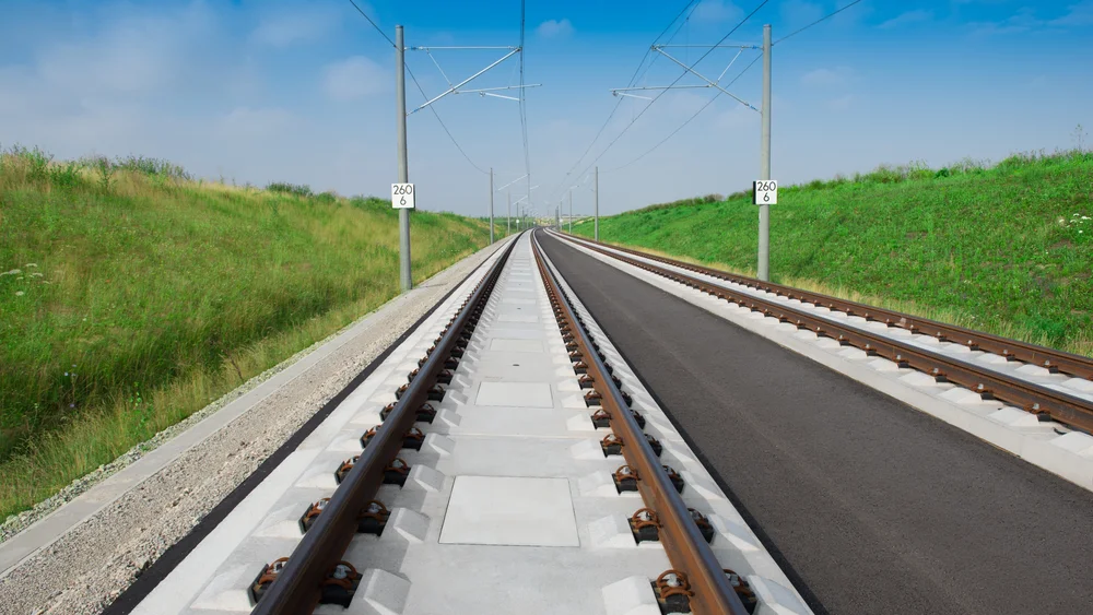 Slab Track Austria auf Erdbau bei der VDE 8.2 Eisenbahnstrecke in Deutschland